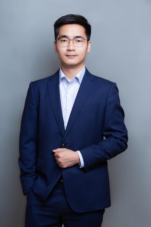 方秀均 设计总监