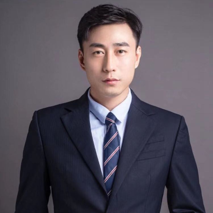 莫经理